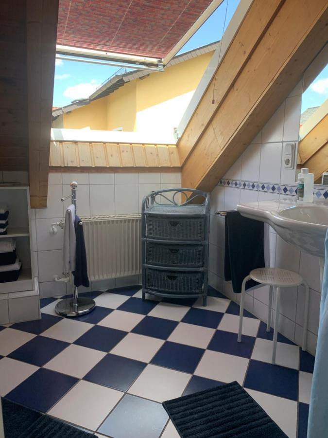 Ferienwohnung Haus Valentina Waldsolms Exterior foto